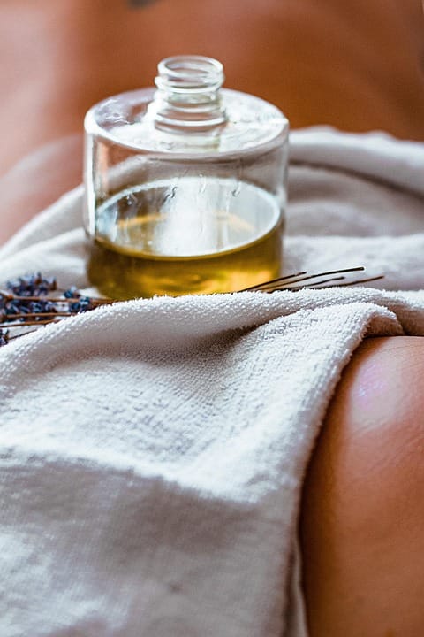 TCM，relax，WELLNESS,Acupressure，tuina,Massage,Stress ，